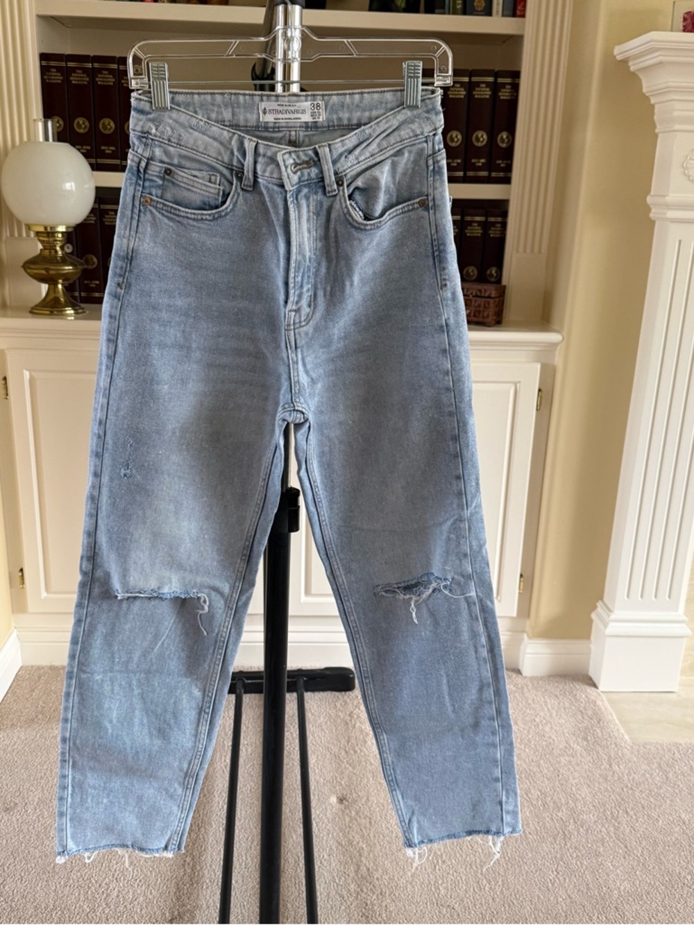 Stradivarius Mom Slim Fit Jeans